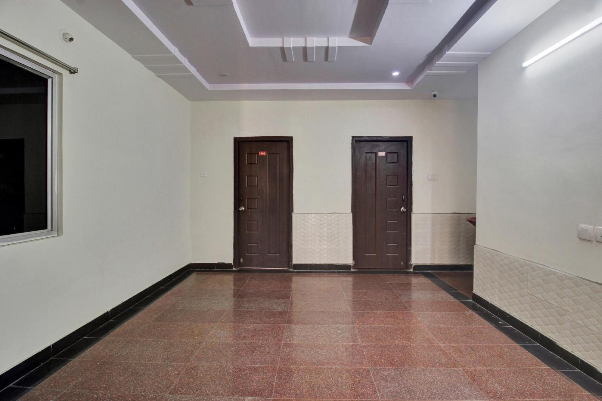 Hotel O Lavish Stay Sururnagar Exterior foto