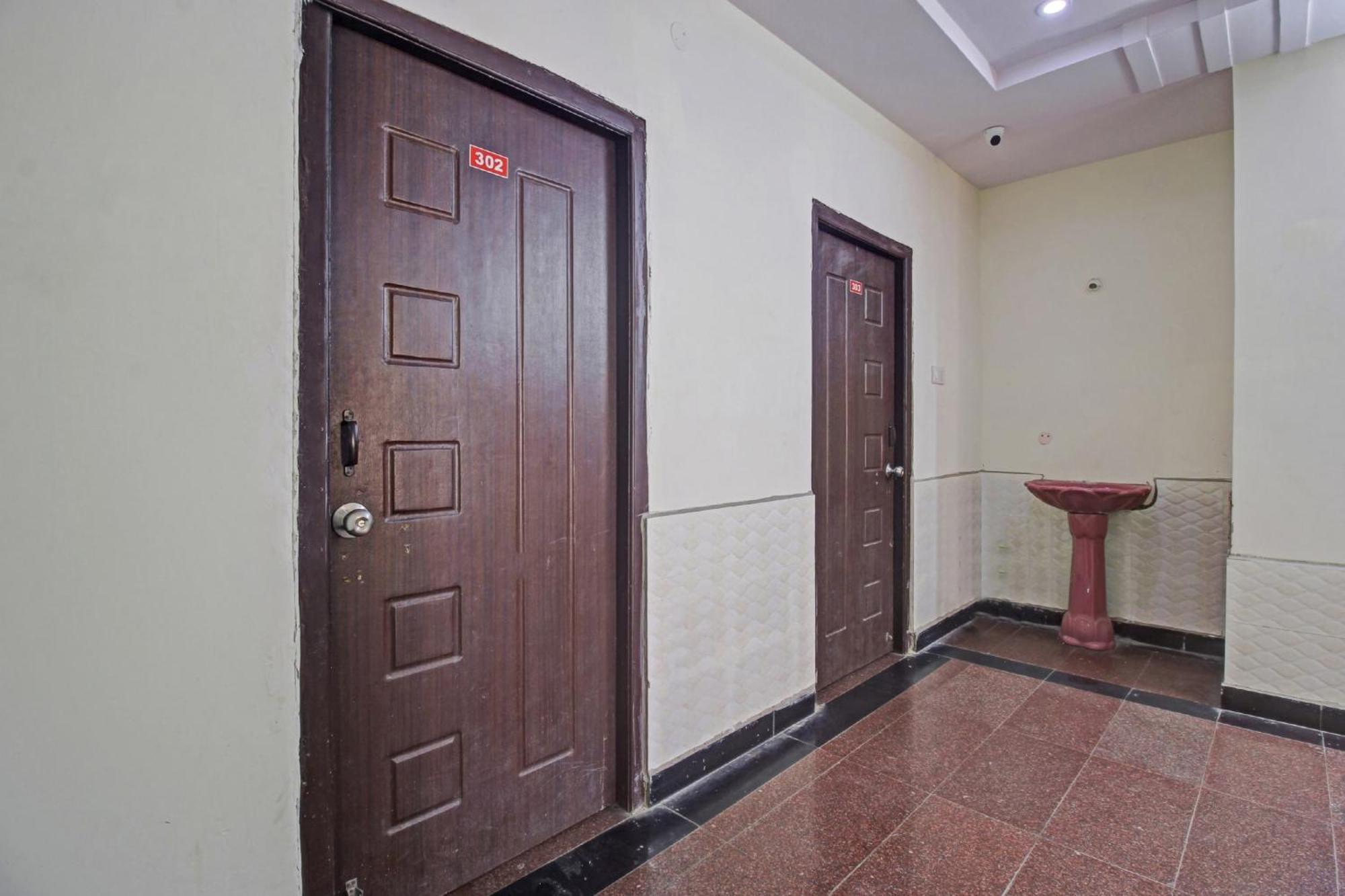 Hotel O Lavish Stay Sururnagar Exterior foto